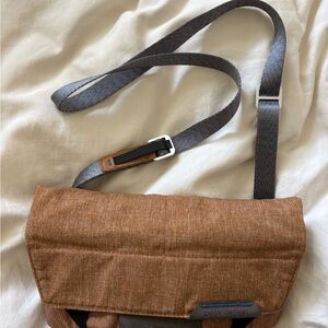 Peak Design Field Pouch V2 in Heritage Tan